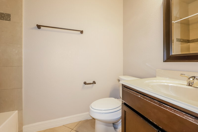 1,800/Mo, 23733 Briar Tree Dr Porter, TX 77365 Bathroom View