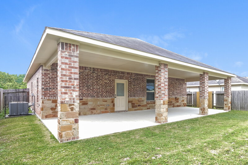 1,935/Mo, 23733 Briar Tree Dr Porter, TX 77365 Rear View