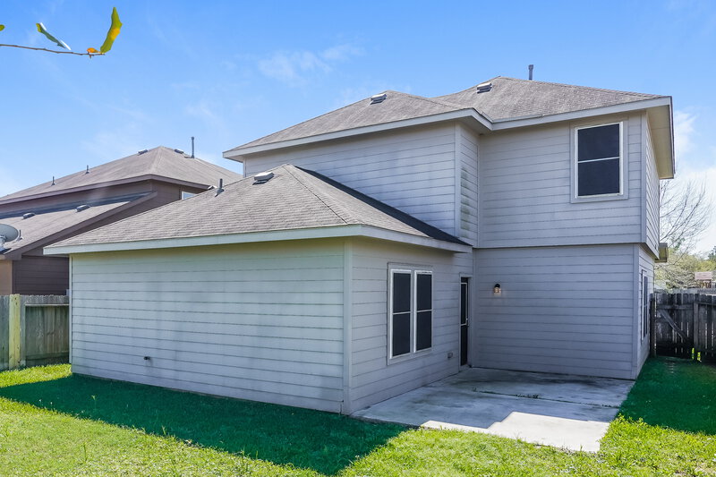 2,235/Mo, 6006 Lovage Ave Crosby, TX 77532 Rear View