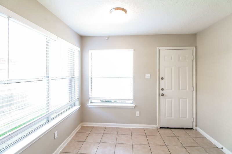 2,355/Mo, 408 Cedar Branch Dr League City, TX 77573 Breakfast Nook View