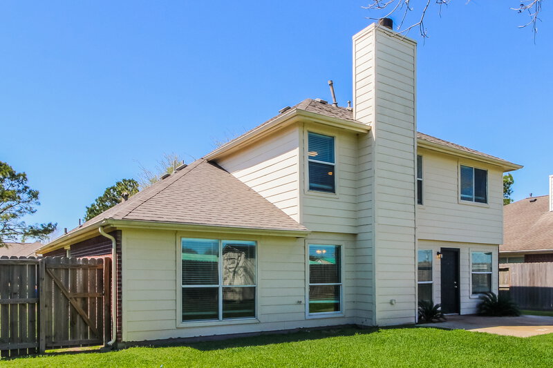 2,355/Mo, 408 Cedar Branch Dr League City, TX 77573 Rear View 2