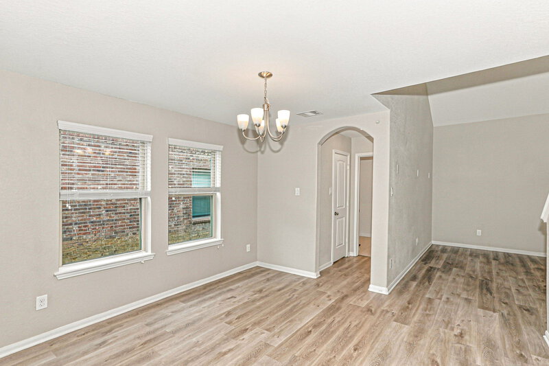 2,230/Mo, 5119 Gulf Stream Ln Bacliff, TX 77518 Dining Room View