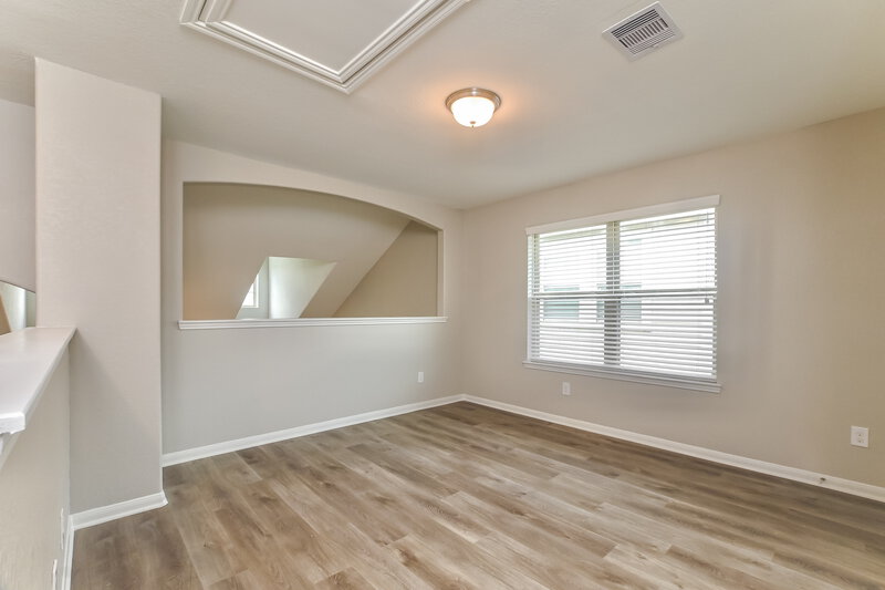2,185/Mo, 5119 Gulf Stream Ln Bacliff, TX 77518 Loft View 2
