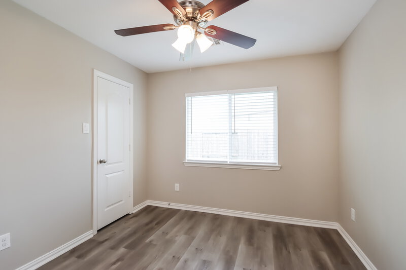 2,000/Mo, 16723 Highland Villa Ln Humble, TX 77396 Bedroom View 2