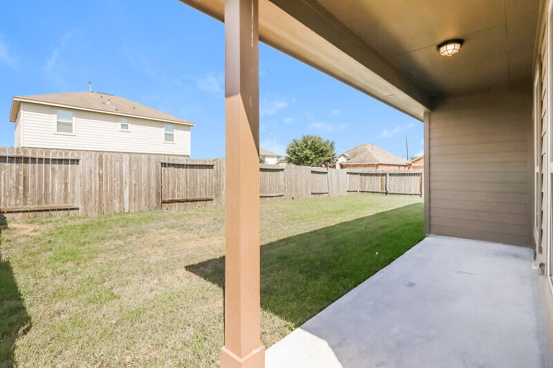 2,295/Mo, 23006 Silver Linden Ct Tomball, TX 77375 Rear View