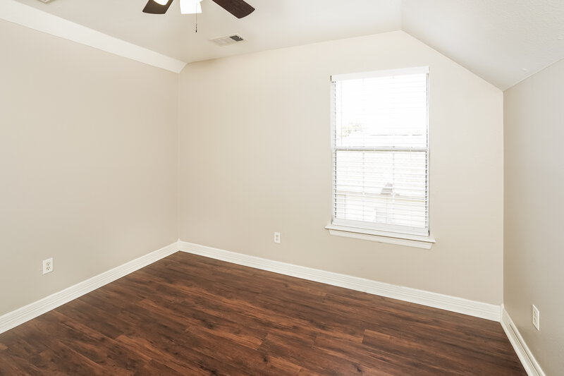 1,945/Mo, 210 Adam Ct Tomball, TX 77375 Bedroom View 3