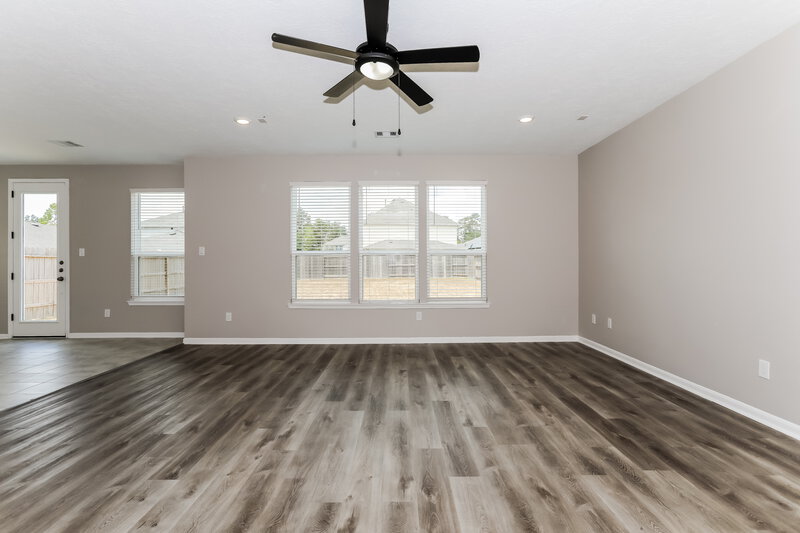 3,440/Mo, 1144 Littleton Ct Conroe, TX 77304 Living Room View
