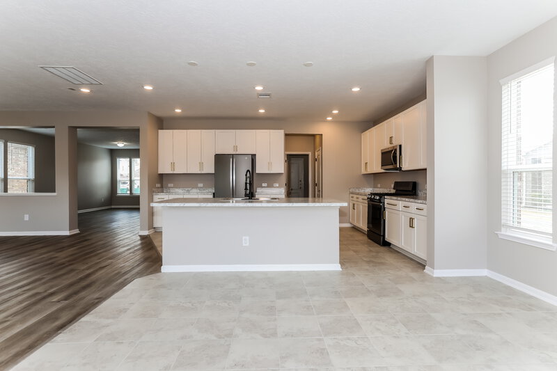 3,440/Mo, 1144 Littleton Ct Conroe, TX 77304 Kitchen View
