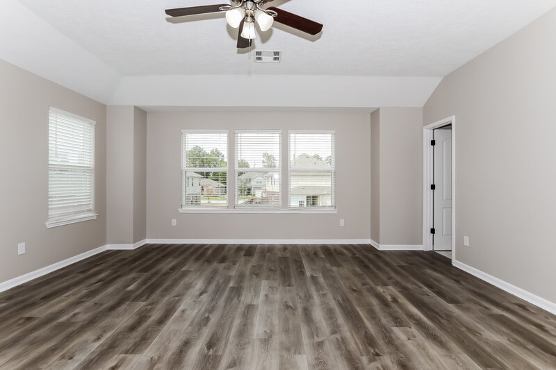 3,440/Mo, 1144 Littleton Ct Conroe, TX 77304 Main Bedroom View
