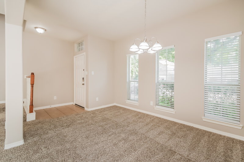 2,510/Mo, 2727 Thompson Creek Dr Houston, TX 77067 Dining Room View