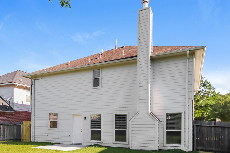 2,510/Mo, 2727 Thompson Creek Dr Houston, TX 77067 Rear View