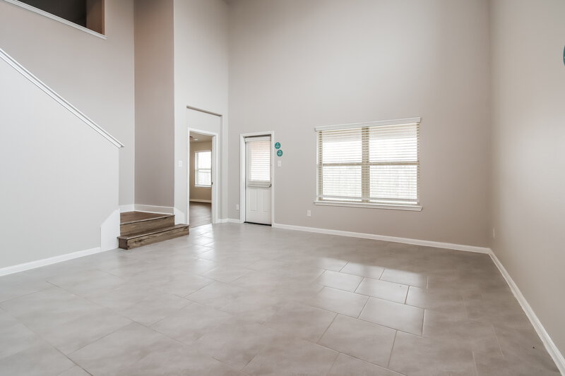 2,435/Mo, 630 Autumn Flats Way Rosharon, TX 77583 Living Room View 2