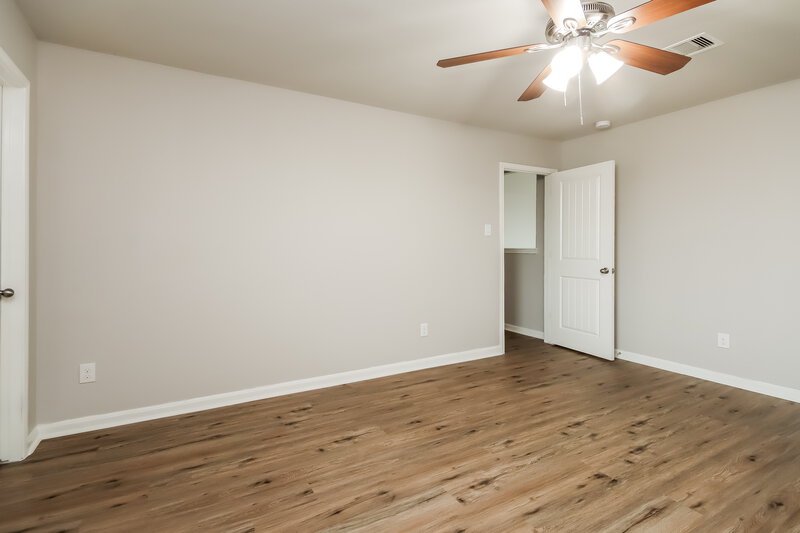 2,435/Mo, 630 Autumn Flats Way Rosharon, TX 77583 Bedroom View 2