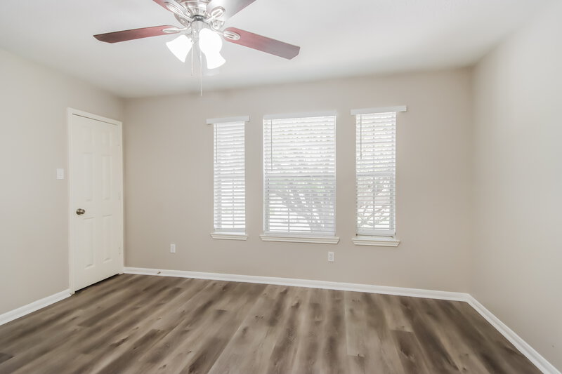 2,590/Mo, 18450 Hollow Oaks Cir Porter, TX 77365 Bedroom View