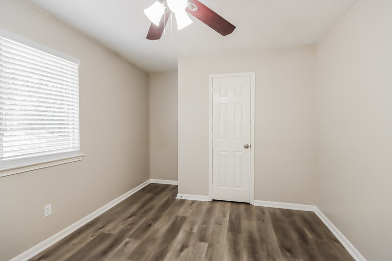 2,590/Mo, 18450 Hollow Oaks Cir Porter, TX 77365 Bedroom View 2