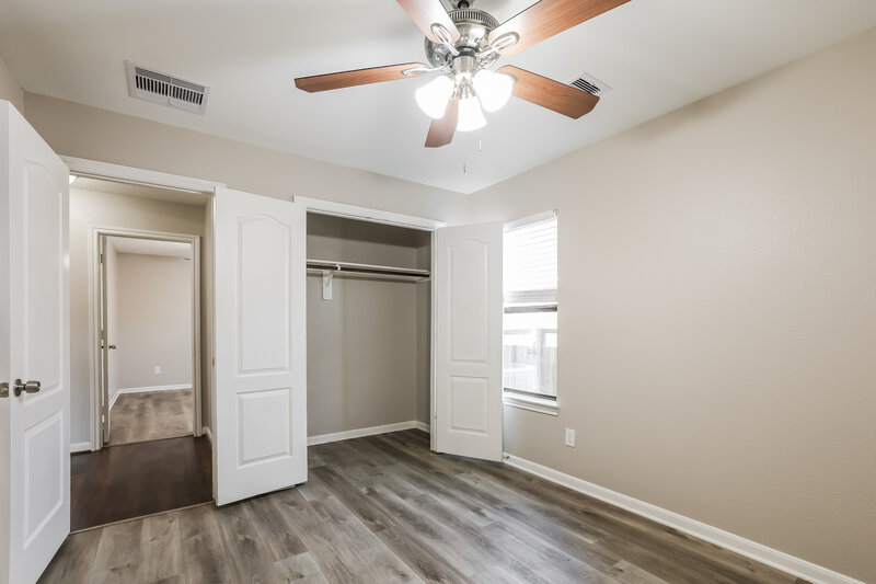 1,715/Mo, 19207 Silver Dapple Dr Porter, TX 77365 Bedroom View