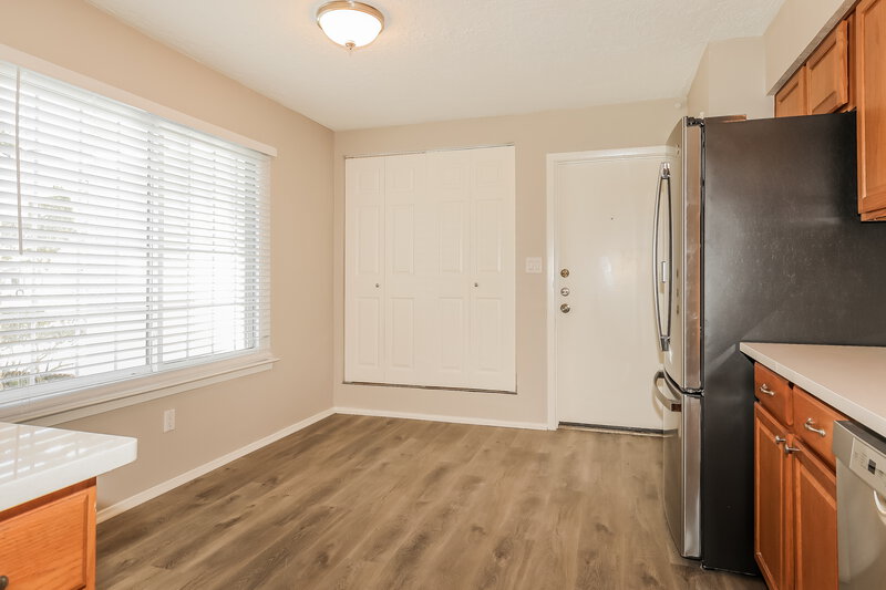 1,995/Mo, 4703 Owens Creek Ln Spring, TX 77388 Breakfast Nook View