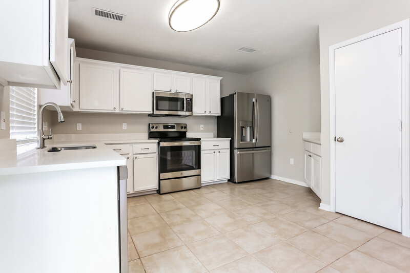 2,100/Mo, 11810 Kewalo Basin Ln Houston, TX 77034 Kitchen View
