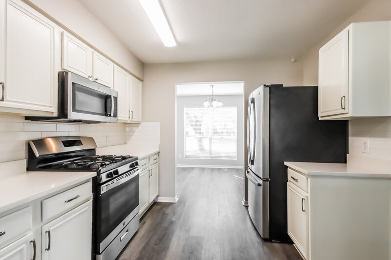 2,115/Mo, 20722 Fox Hound Ln Humble, TX 77338 Kitchen View