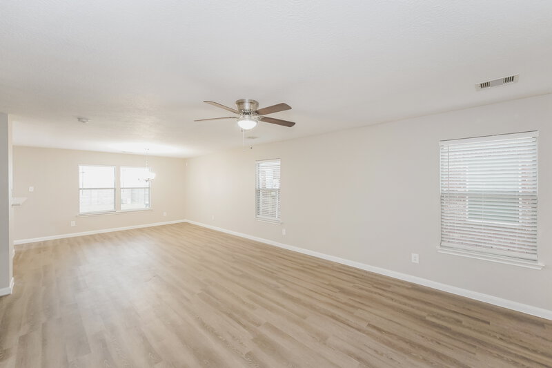 2,735/Mo, 26123 Flinton Dr Richmond, TX 77406 Living Room View