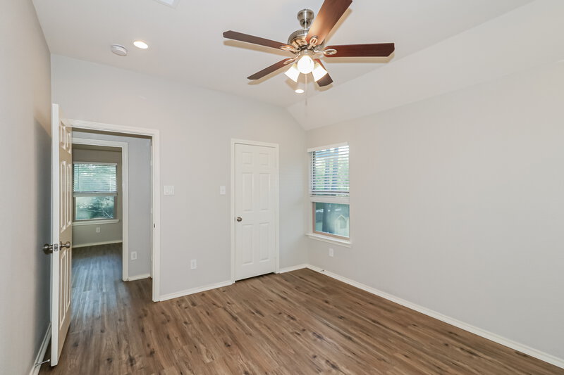 2,705/Mo, 8835 Vista Springs Dr Spring, TX 77379 Bedroom View 3