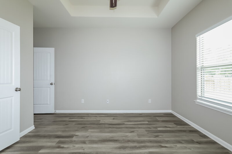 1,660/Mo, 3285 Waukegan Rd Conroe, TX 77306 Main Bedroom View 3