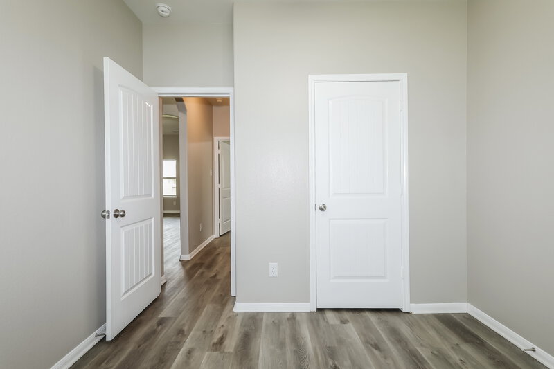 1,660/Mo, 3285 Waukegan Rd Conroe, TX 77306 Bedroom View 2