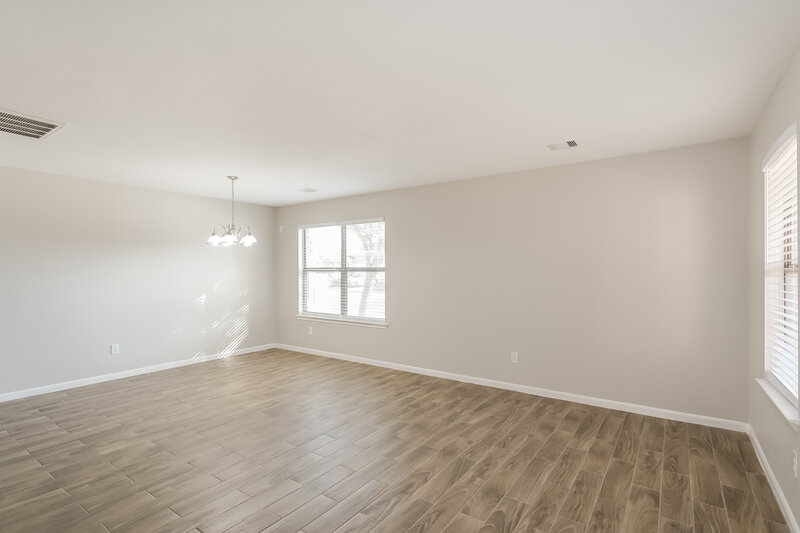 2,080/Mo, 20506 Double Meadows Dr Cypress, TX 77433 Living Room View