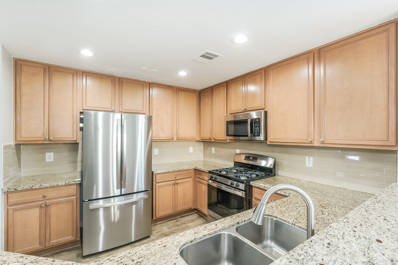 2,080/Mo, 20506 Double Meadows Dr Cypress, TX 77433 Kitchen View