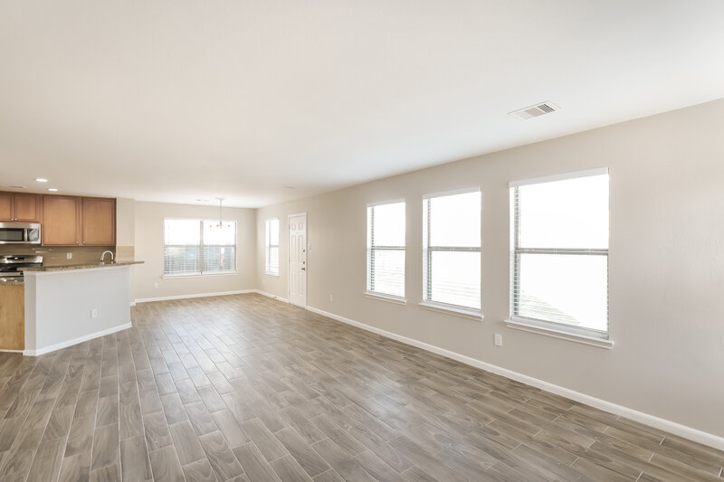 2,080/Mo, 20506 Double Meadows Dr Cypress, TX 77433 Family Room View 2