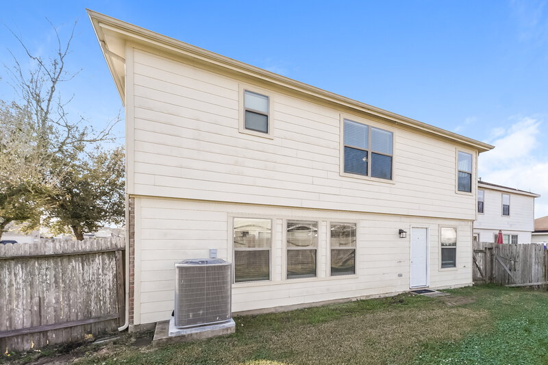 2,080/Mo, 20506 Double Meadows Dr Cypress, TX 77433 Rear View