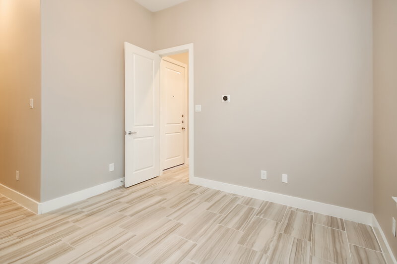 3,345/Mo, 5920 Petty St Unit A Houston, TX 77007 Bedroom View 2
