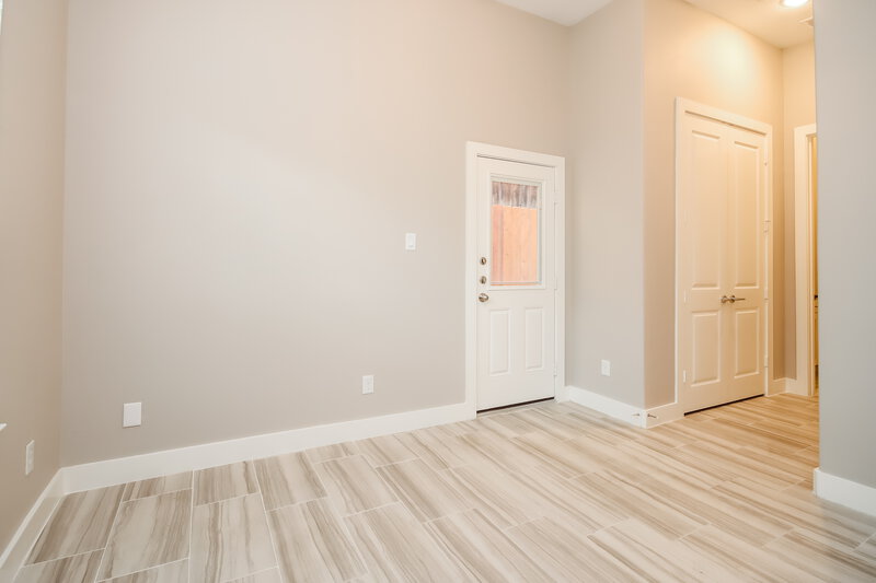 3,345/Mo, 5920 Petty St Unit A Houston, TX 77007 Bedroom View 3