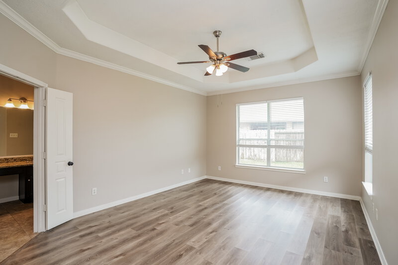 2,605/Mo, 2130 Pelican Landing Ct League City, TX 77573 Main Bedroom View