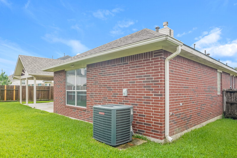 2,605/Mo, 2130 Pelican Landing Ct League City, TX 77573 Rear View