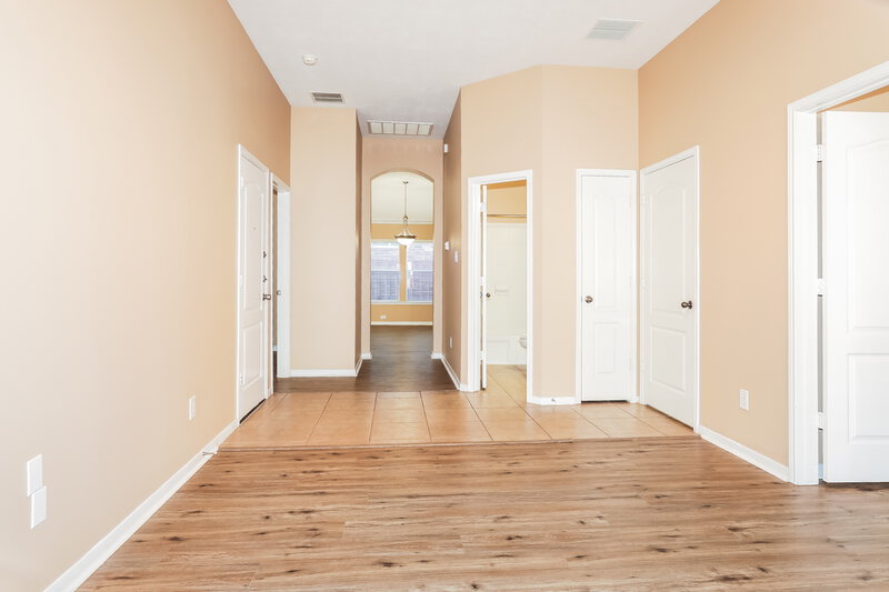 2,180/Mo, 9130 Night Beacon Point Dr Spring, TX 77379 Family Room View