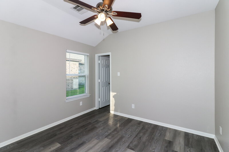 1,820/Mo, 1902 Walnut Green Cir Rosenberg, TX 77471 Bedroom View 2