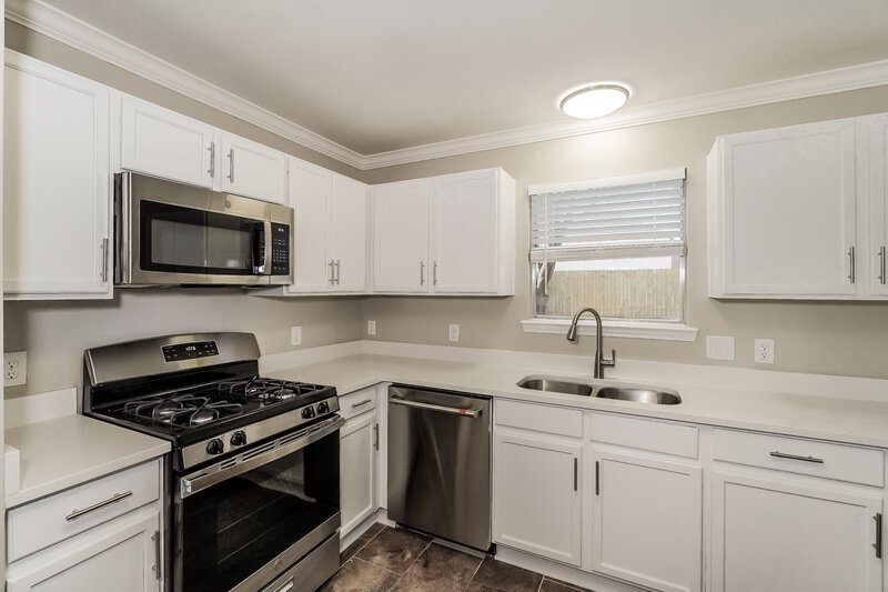 1,980/Mo, 3615 Rolling Springs Ln Katy, TX 77449 Kitchen View