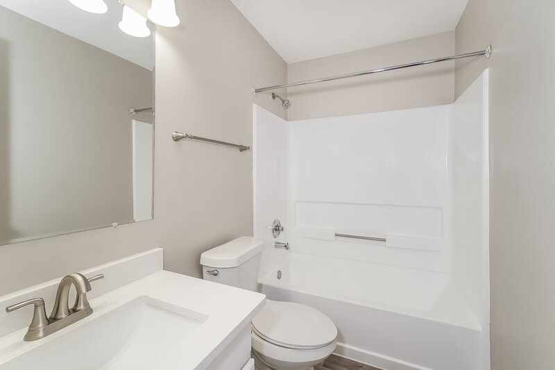 1,980/Mo, 3615 Rolling Springs Ln Katy, TX 77449 Bathroom View