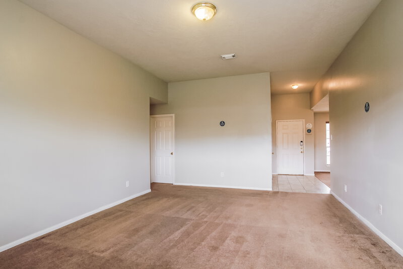 2,020/Mo, 28706 Fox Cyn Spring, TX 77386 Living Room View 2