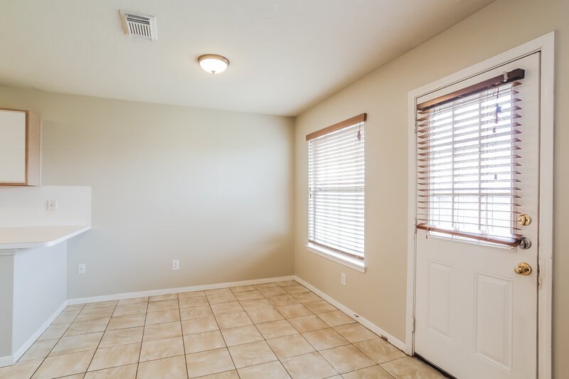 2,020/Mo, 28706 Fox Cyn Spring, TX 77386 Breakfast Nook View