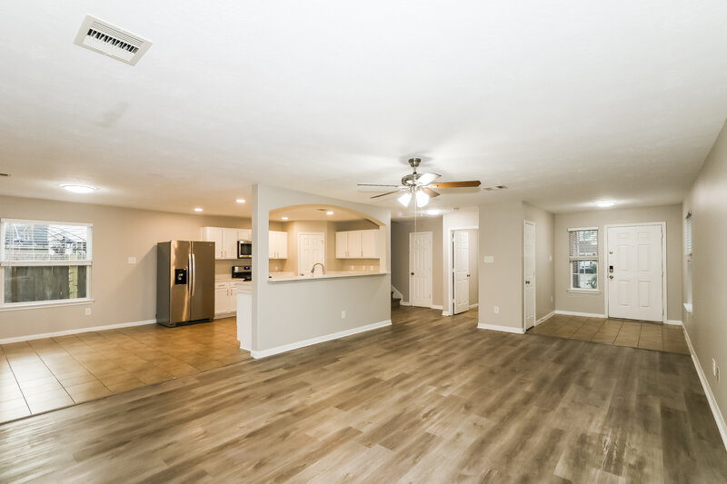 2,445/Mo, 9006 Sweet Blue Jasmine Ln Humble, TX 77338 Kitchen View