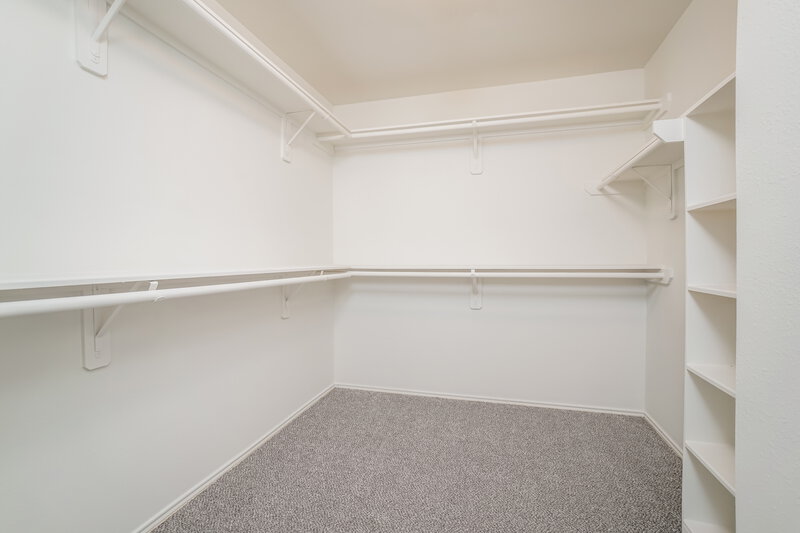 1,885/Mo, 12207 Granite Woods Ct Humble, TX 77346 Walk In Closet View
