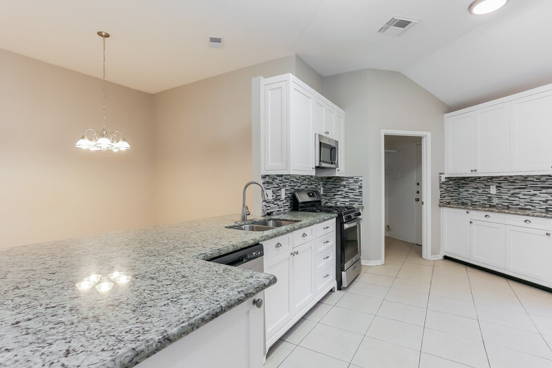 1,960/Mo, 3023 Killdeer Ln Humble, TX 77396 Kitchen View