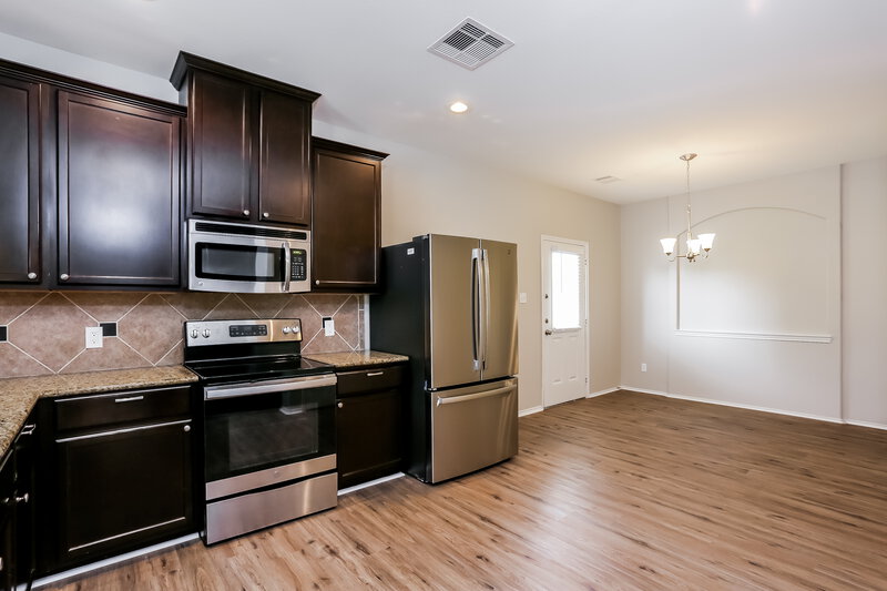 2,385/Mo, 17115 Marlin Spike Way Crosby, TX 77532 Kitchen View
