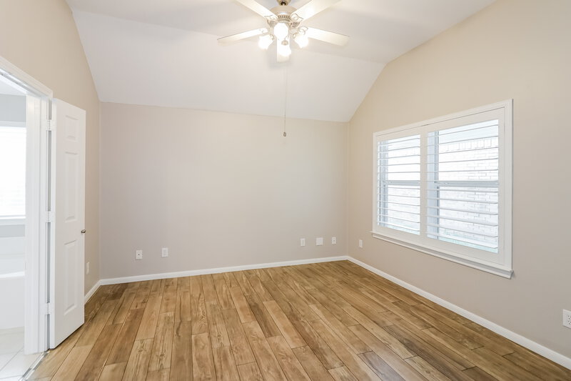 2,290/Mo, 12103 Lakewood Villa Dr Tomball, TX 77377 Main Bedroom View