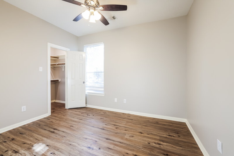 2,255/Mo, 20868 Bentwood Oaks Dr Porter, TX 77365 Bedroom View 2