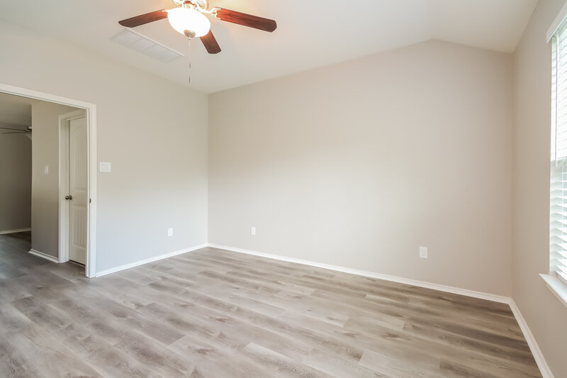 1,845/Mo, 1746 Parkside Shores Ln Crosby, TX 77532 Bedroom View