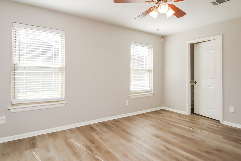 2,640/Mo, 14203 Oak Chase Dr Houston, TX 77062 Main Bedroom View