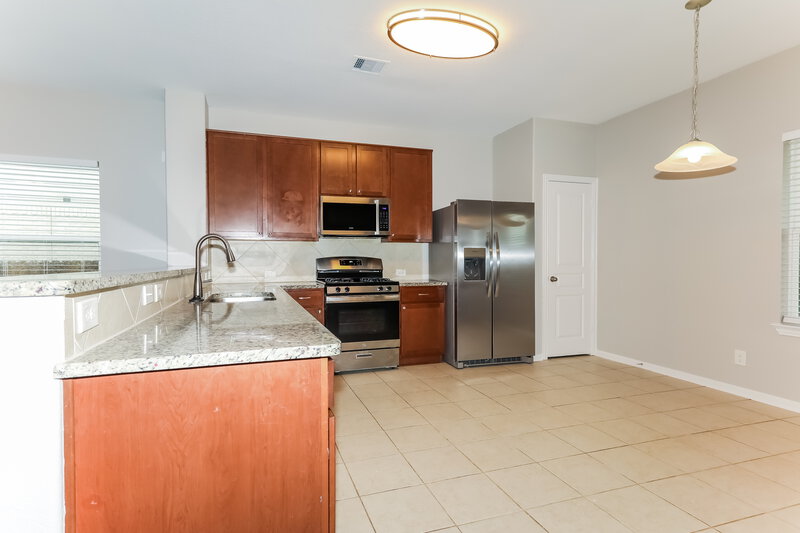 2,120/Mo, 30538 Pleasant Oaks Dr Magnolia, TX 77355 Kitchen View